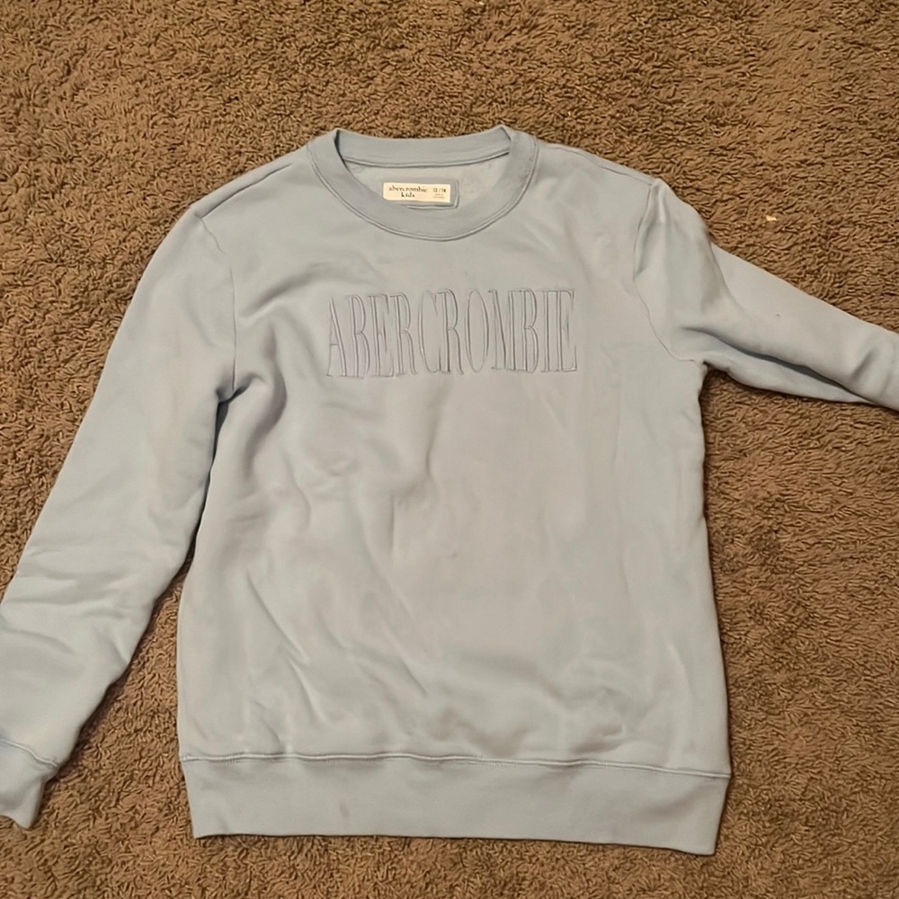 Baby blue crew neck Abercrombie